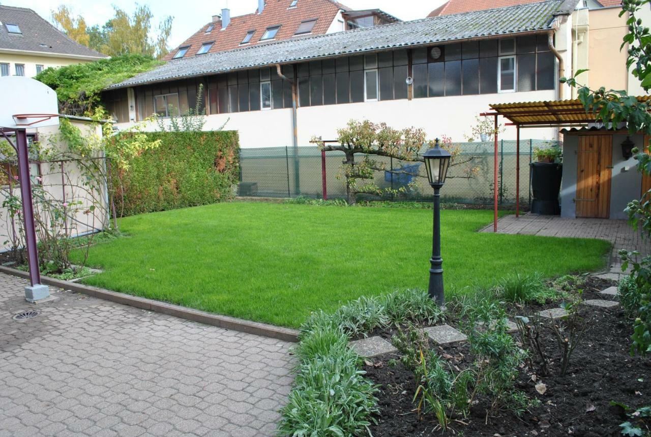 Logis 18 Rose Apartment Strasbourg Exterior foto
